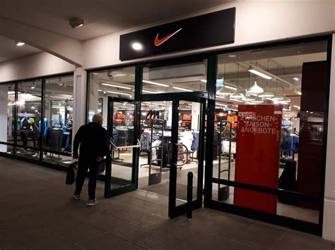 NIKE Stores in Enschede – Nicelocal.co.nl.